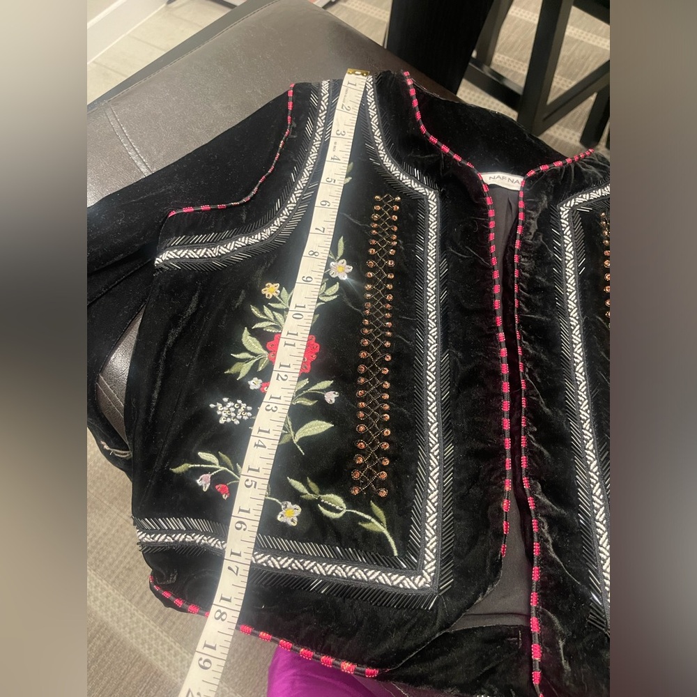 Rare NafNaf Naf Naf Size 40 beaded Embroidered Black velvet Jacket - Picture 8 of 8
